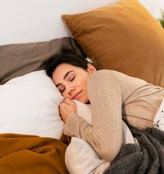 ਸੌਣ ਤੋਂ ਪਹਿਲਾਂ ਲੌਂਗ ਦਾ ਸੇਵਨ ਕਰਨ ਨਾਲ ਸਿਹਤ ਨੂੰ ਮਿਲਦੇ ਇਹ ਫਾਇਦੇ, ਜਾਣੋ ਸੇਵਨ ਕਰਨ ਦਾ ਸਹੀ ਤਰੀਕਾ