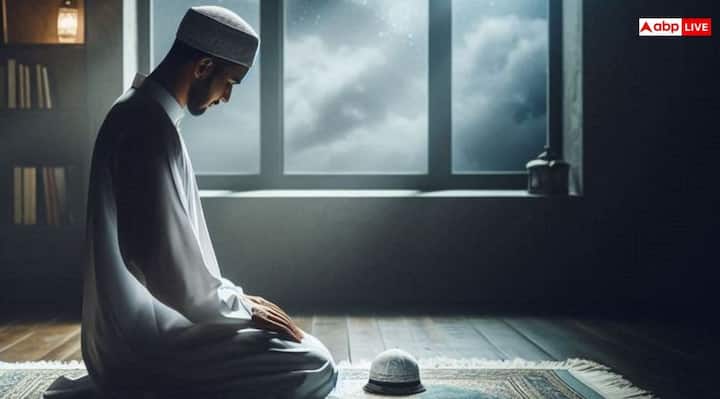 शब-ए-कद्र की रात पर रोजेदार तरावीह की नमाज पढ़ते हैं, रात की आखिरी तहज्जुद की नमाज पढ़ी जाती है, कुरान शरीफ की तिलावत की जाती है, हदीस की आयतें, पारा और नफ्ल की नमाज पढ़ी जाती है.