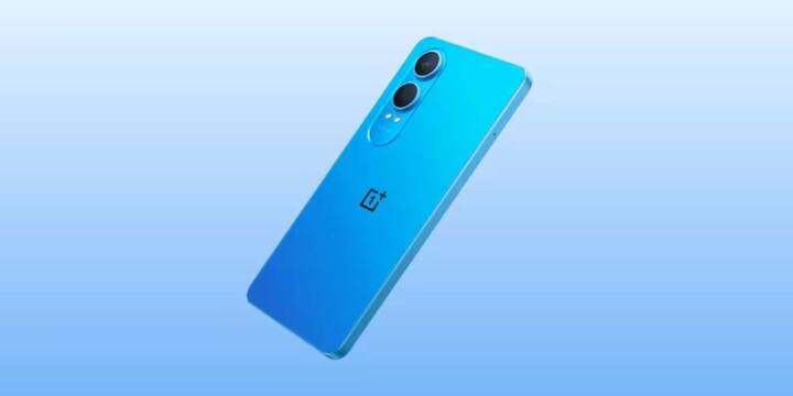 फोन में 6.7 इंच की FHD+ AMOLED डिस्प्ले उपलब्ध कराई गई है. ये डिस्प्ले 1080x2412 पिक्सल रेजोल्यूशन और 120Hz के रिफ्रेश रेट को सपोर्ट करता है.