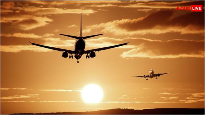 हालांकि, यात्री विमान की स्पीड को बढ़ाया भी जा सकता है, जो 926 किमी/घंटा या इससे ज्यादा भी हो सकती है. हालांकि,औसतन इन विमानों को 860 किमी/घंटा के आसपास ही उड़ाया जाता है.