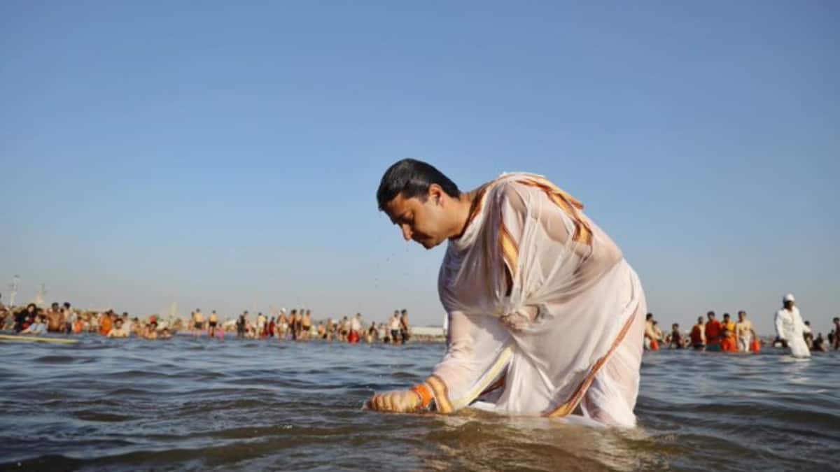 ज्योतिरादित्य सिंधिया और सचिन पायलट ने महाकुंभ में किया गंगा स्नान, देखें तस्वीरें