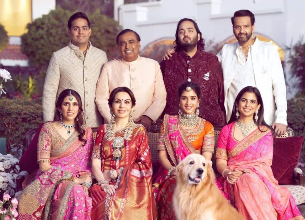 Nita ambani on anant radhika marriage to ipl franchise answered many questions in an interview with bloomberg  અનંત-રાધિકાના લગ્નથી લઈ IPL ફ્રેન્ચાઇઝી સુધી,  નીતા અંબાણીએ પોતાના ભાવનાત્મક વિચારો શેર કર્યા 