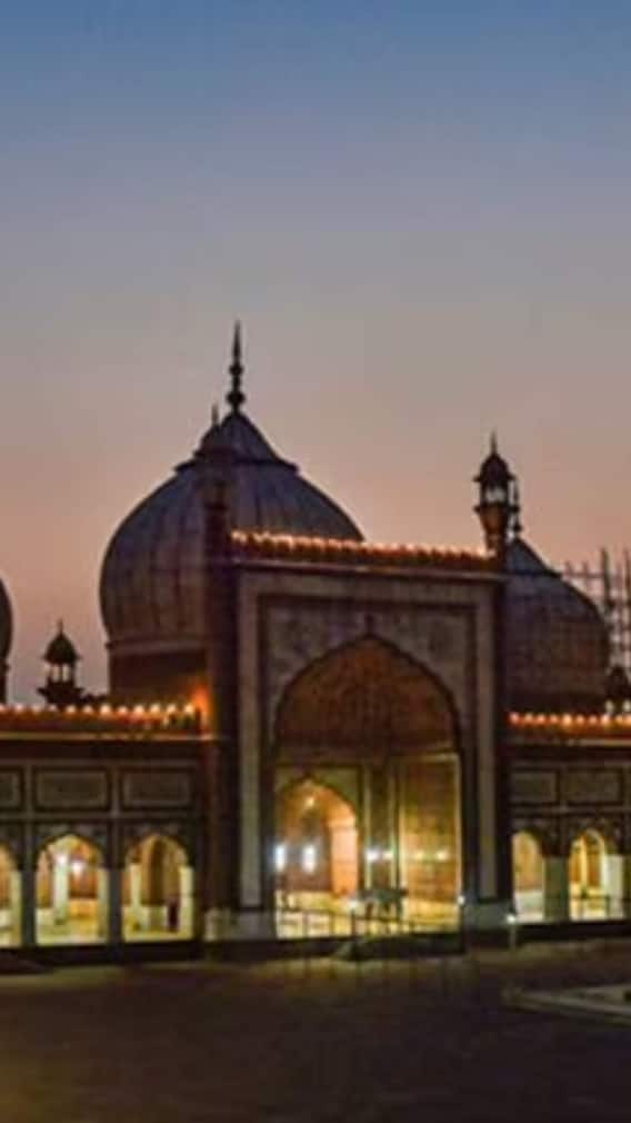 दिल्ली की सबसे पुरानी मस्जिद कौन-सी है?