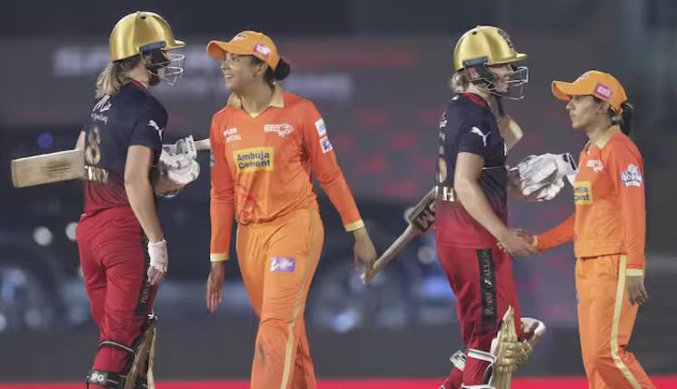 wpl-2025-starting-today-1st-match-between-gujarat-giants-vs-royal-challengers-bengaluru-pitch-report-and-live-streaming ਅੱਜ ਤੋਂ ਸ਼ੁਰੂ ਹੋਵੇਗੀ WPL, ਗੁਜਰਾਤ-ਬੈਂਗਲੁਰੂ ਵਿਚਾਲੇ ਖੇਡਿਆ ਜਾਵੇਗਾ ਪਹਿਲਾ ਮੈਚ; ਜਾਣੋ ਸਾਰੀ ਡਿਟੇਲਸ