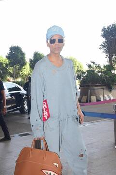 Celebs Spotted: न्यू लुक में स्पॉट हुए रणबीर कपूर, तो भूमि संग अर्जुन कपूर ने किया ‘मेरे हसबैंड की बीवी' का प्रमोशन