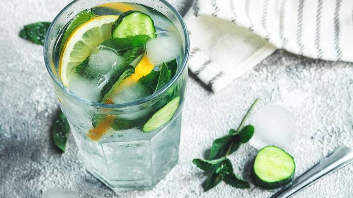 Cucumber Water: கோடை காலத்தில் வெள்ளரிக்காய் சாப்பிடுவதால் ஏற்படும் நன்மைகள் என்ன என்பதை இங்கே காணலாம்,