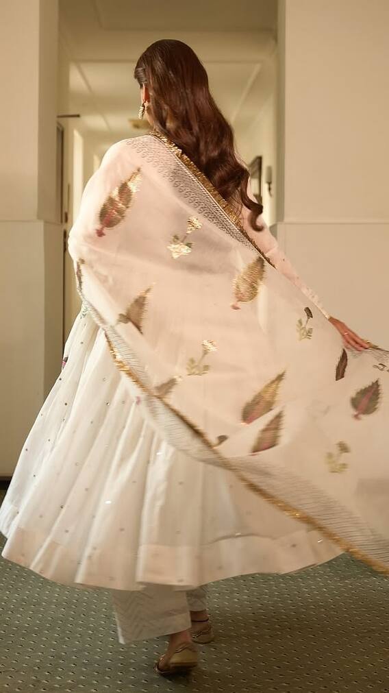 एक्ट्रेस की खूबसूरती बनी अभिशाप, लगाती हैं मुस्लिम सरनेम