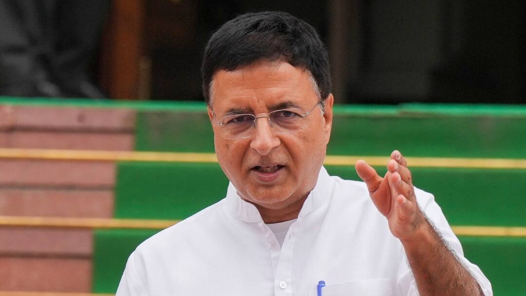 अमेरिका से F-35 फाइटर प्लेन खरीदने को लेकर रणदीप सुरजेवाला ने उठाए सवाल, बोले- एकतरफा फैसला... F-35 5th gen Fighter Jet Congress Randeep Surjewala raised question on price PM Modi took unilateral decision अमेरिका से F-35 फाइटर प्लेन खरीदने को लेकर रणदीप सुरजेवाला ने उठाए सवाल, बोले- एकतरफा फैसला...