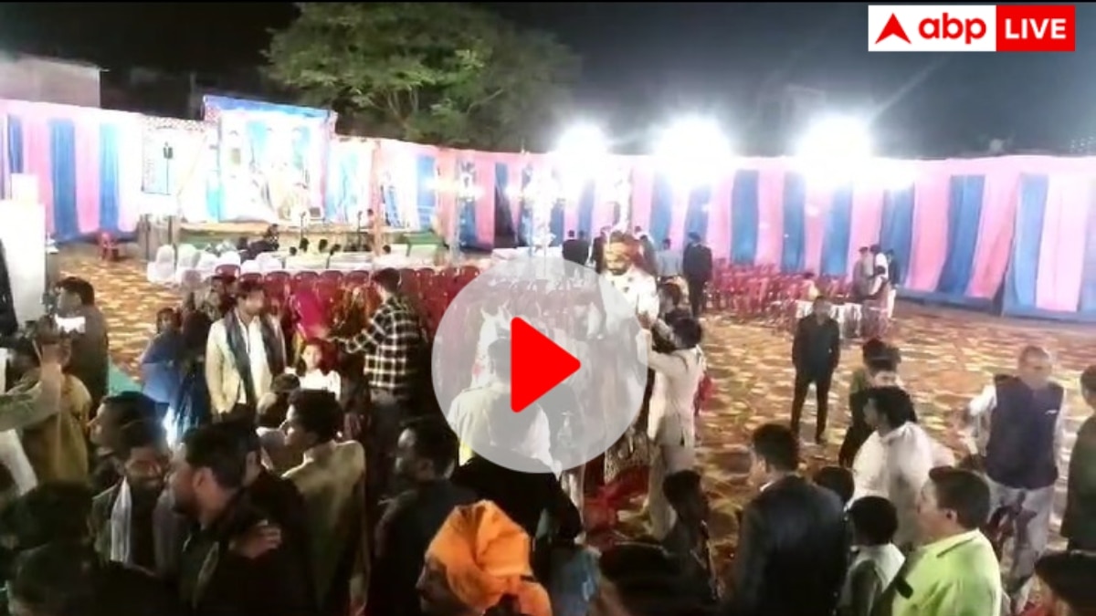 Watch: दरवाज़े पर थी बारात…थोड़ी देर में होनी थी वरमाला, श्योपुर में घोड़ी पर बैठे दूल्हा को आया हार्ट अटैक