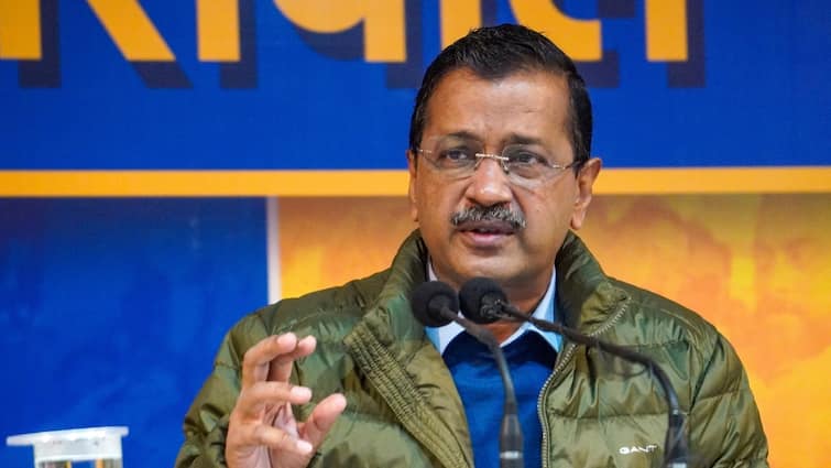 CAG Report 2025, Arvind Kejriwal Faces Corruption Allegations in Delhi Assembly Session દિલ્હીમાં કેજરીવાલની મુશ્કેલીઓ વધવાની છે, આ એક રિપોર્ટ આવતા જ AAP સરકારના ભ્રષ્ટાચારનો.....