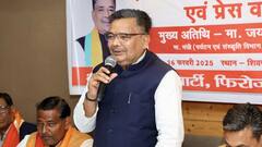 'कुंभ में जाकर चुपके से डुबकी लगाई', सपा चीफ अखिलेश यादव पर जमकर बरसे योगी के मंत्री