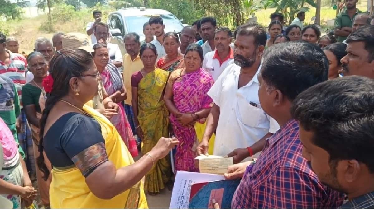 “ராஜாவாக இருந்தாலும், கூலியாக இருந்தாலும் ஒரு டம்ளர் சாம்பல்தான்” - நாமக்கல் ஆட்சியர் உமா