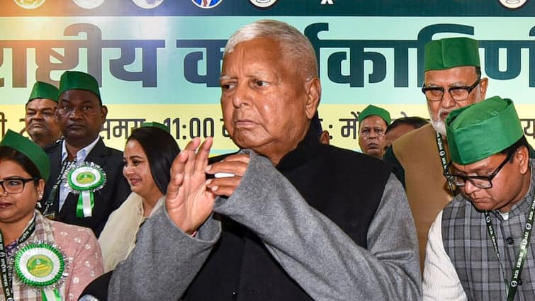 'Faltu Hai Kumbh': Lalu Prasad Sparks Row With Remark On Delhi Railway Station Stampede