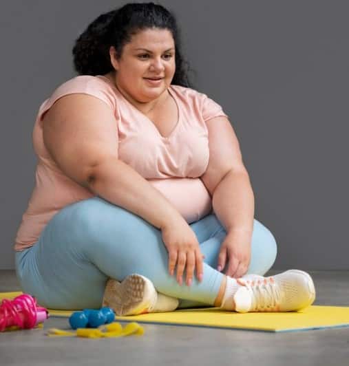 Broccoli ਫਾਈਬਰ ਨਾਲ ਭਰਪੂਰ ਹੁੰਦੀ ਹੈ, ਇੱਕ ਕੱਪ ਵਿੱਚ ਲਗਭਗ 5 ਗ੍ਰਾਮ ਫਾਈਬਰ ਹੁੰਦਾ ਹੈ। ਫਾਈਬਰ ਤੁਹਾਨੂੰ ਲੰਬੇ ਸਮੇਂ ਲਈ ਭਰਿਆ ਰੱਖਦਾ ਹੈ, ਓਵਰ ਈਟਿੰਗ ਨੂੰ ਘਟਾਉਂਦਾ ਹੈ ਅਤੇ ਪਾਚਨ ਨੂੰ ਉਤਸ਼ਾਹਿਤ ਕਰਦਾ ਹੈ।