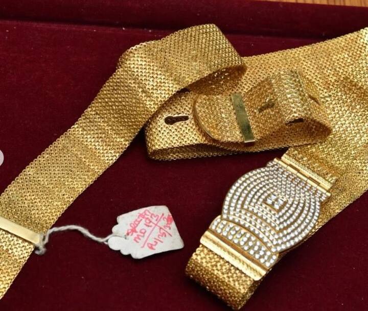 कायदेशीर कारवाईदरम्यान जप्त केलेल्या वस्तूंच्या फोटोंवरुन दिवंगत नेत्या जयललिता यांनी जमवलेल्या अमर्याद संपत्तीची माहिती मिळते.