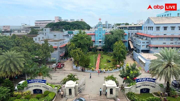 क्रिश्चियन मेडिकल कॉलेज (CMC), वेल्लोर भी भारत में शीर्ष मेडिकल कॉलेज में शुमार है. इसमें एमबीबीएस करने के लिए सालाना फीस 50 से 60 हजार रुपये सालाना है. इसमें दाखिले के लिए नीट यूजी उत्तीर्ण करना जरूरी है.