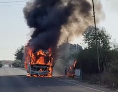 Bus Accident: ભાવનગર નજીક જાનૈયાથી ભરેલી બસમાં લાગી ભીષણ આગ, લોકો બારીથી કૂદ્યાં, ખુશીના પ્રસંગમાં સંકટના વાદળો