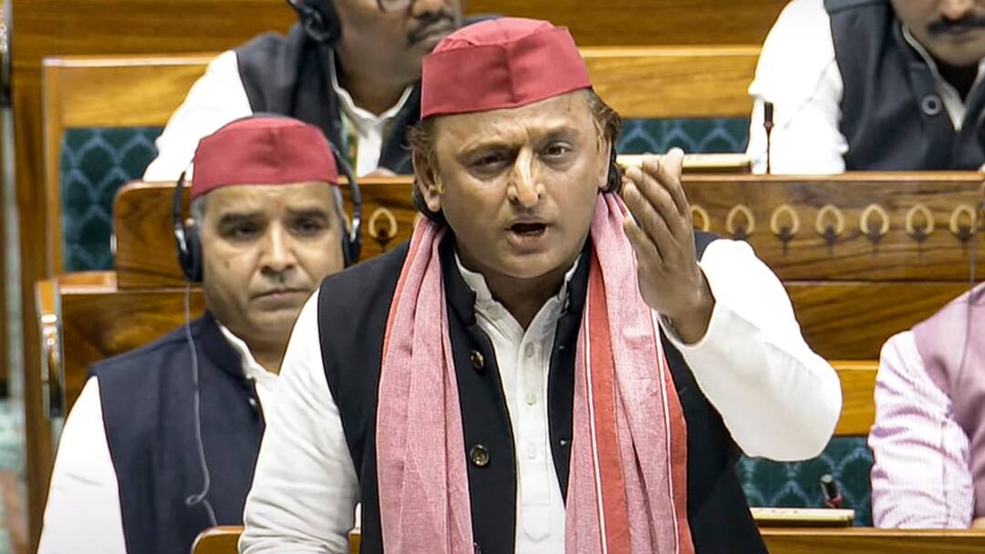 वाराणसी और अयोध्या में कई श्रद्धालुओं की मौत हुई, सरकार मदद को तैयार नहीं- अखिलेश यादव Akhilesh Yadav claim many devotees died in Varanasi and Ayodhya but government not ready to help वाराणसी और अयोध्या में कई श्रद्धालुओं की मौत हुई, सरकार मदद को तैयार नहीं- अखिलेश यादव