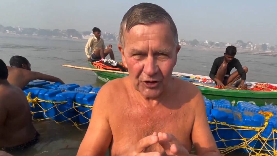 'Once in a Lifetime Experience': Former Norwegian Minister Takes Dip At Prayagraj's Maha Kumbh Mahakumbh 2025 Former Norwegian Minister Erik Solheim Takes Dip At Prayagraj's Maha Kumbh 'Once in a Lifetime Experience': Former Norwegian Minister Takes Dip At Prayagraj's Maha Kumbh