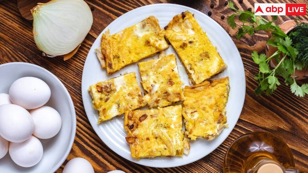 Egg vs Paneer Which is a healthier protein source read full article in hindi Egg vs Paneer: वजन घटाने के लिए कौन सा प्रोटीन होता है ज्यादा हेल्दी? जानें हेल्थ एक्सपर्ट की राय