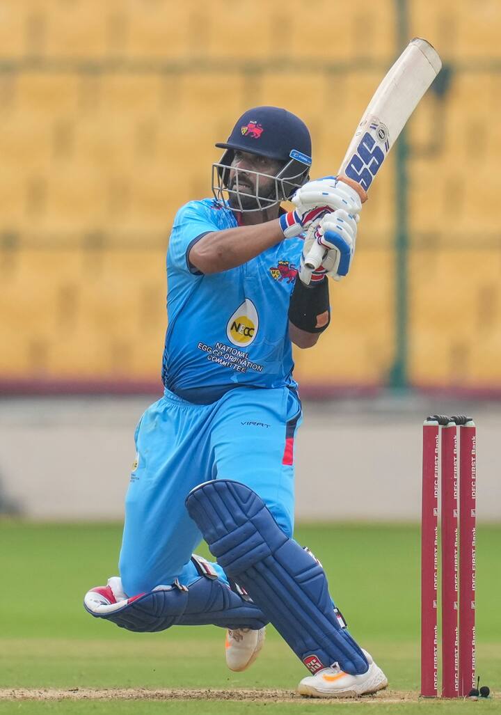 रहाणे का कहना है कि उनके अंदर अभी भी क्रिकेट बचा हुआ है. भारतीय टेस्ट टीम में वापसी करना उनका लक्ष्य है. उनके पास कोई पीआर टीम नहीं है. उनका क्रिकेट ही पीआर है.