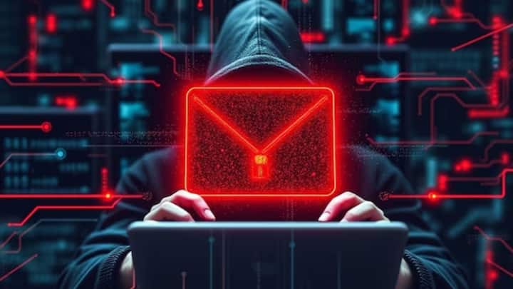 मल्टी-फैक्टर ऑथेंटिकेशन (MFA) का उपयोग करें और अन्य खातों पर 2-स्टेप वेरिफिकेशन सेट करें.