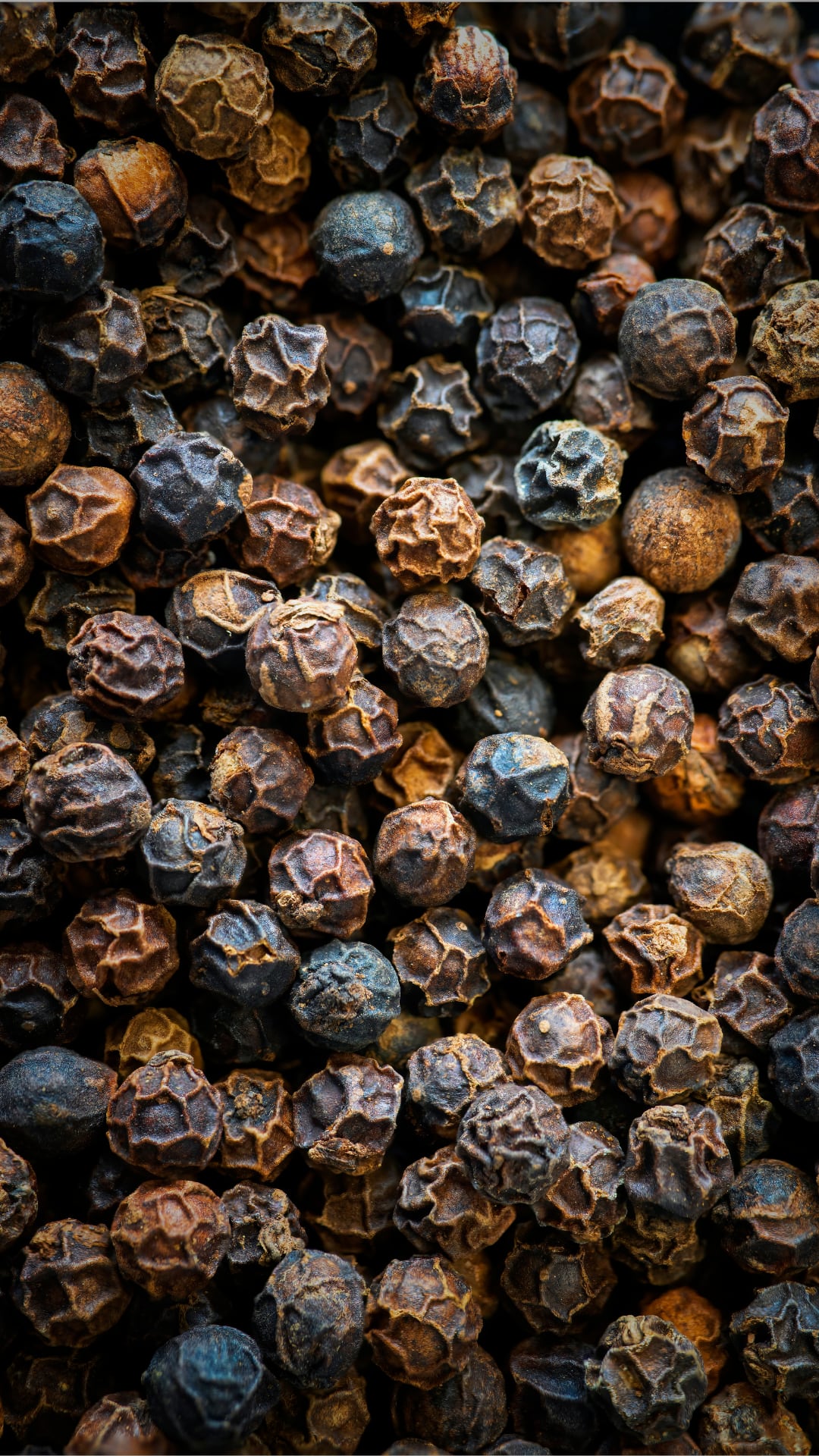 9 Surprising Health Benefits Of Black Pepper