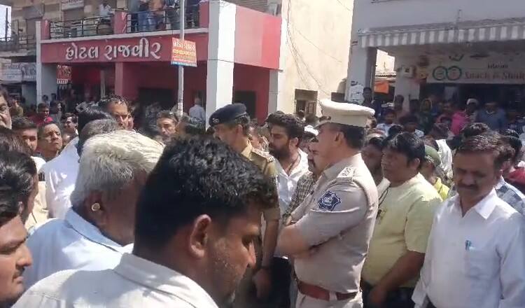 Local Body Election Result 2025 Incident of fighting after Wankaner Municipality election results Local Body Election Result 2025: વાંકાનેર પાલિકાના ચૂંટણી પરિણામ બાદ મારામારી