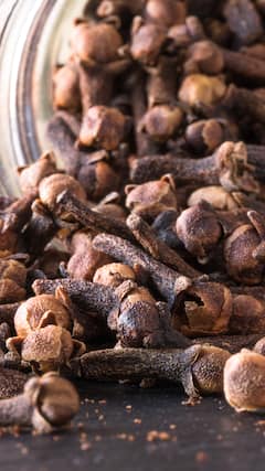 கிராம்பு சாப்பிடுவதால் ஏற்படும் நன்மைகள் என்ன?