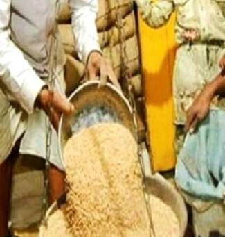 ਪੰਜਾਬ ਦੇ ਗੁਆਂਢੀ ਸੂਬੇ ਹਿਮਾਚਲ ਪ੍ਰਦੇਸ਼ ਦੇ ਕਿਸਾਨਾਂ ਦੀ ਕਣਕ 4000 ਰੁਪਏ ਕੁਇੰਟਲ ਵਿਕੇਗੀ। ਕੁਦਰਤੀ ਖੇਤੀ ਨੂੰ ਉਤਸ਼ਾਹਿਤ ਕਰਨ ਲਈ ਹਿਮਾਚਲ ਸਰਕਾਰ ਨੇ ਕਿਸਾਨਾਂ ਨੂੰ ਉਨ੍ਹਾਂ ਦੀ ਉਪਜ ਲਈ ਉੱਚ ਕੀਮਤ ਦੇਣ ਦਾ ਐਲਾਨ ਕੀਤਾ ਹੈ।