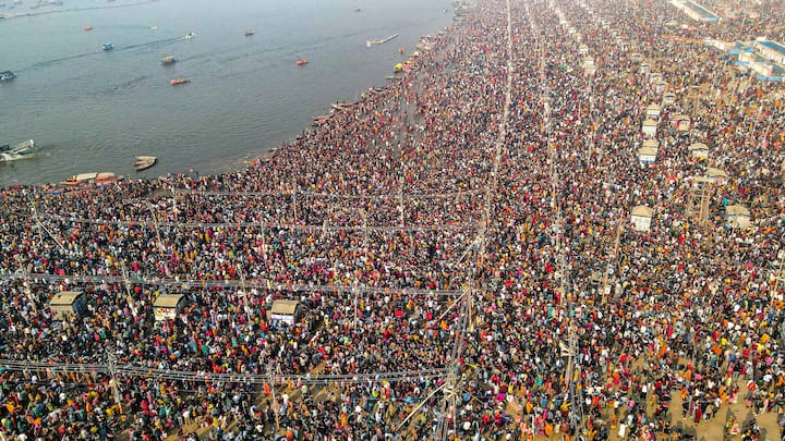 सीपीसीबी की रिपोर्ट में विशेष रूप से माघ मेला और कुंभ मेला उत्सव के दौरान, प्रयागराज में गंगा और यमुना नदियों में जल प्रदूषण के खतरनाक स्तर कि बात कि गयी है. इस रिपोर्ट में महत्वपूर्ण जल गुणवत्ता मानकों का सही से अनुपालन न होने की बात कही गई है. जिससे सार्वजनिक स्वास्थ्य और पर्यावरणीय स्थिरता पर चिंताएँ बढ़ती हैं.