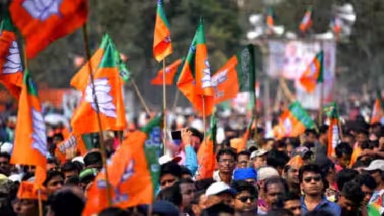 गुजरात में नगर निकाय चुनाव में BJP की बल्ले-बल्ले, कांग्रेस की शर्मनाक हार, सपा के लिए खुशखबरी