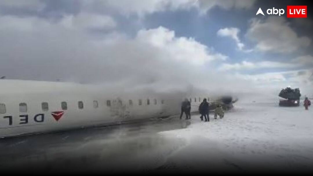 ‘हम उल्टे लटके थे...’, कनाडा में पलटा प्लेन और टूट गए विंग्स, चश्मदीदों ने वीडियो शेयर कर बताई कहानी Delta Plane Crash Flipped Upside Down Landing In Canada Passengers Share Videos Dramatic Rescue ‘हम उल्टे लटके थे...’, कनाडा में पलटा प्लेन और टूट गए विंग्स, चश्मदीदों ने वीडियो शेयर कर बताई कहानी