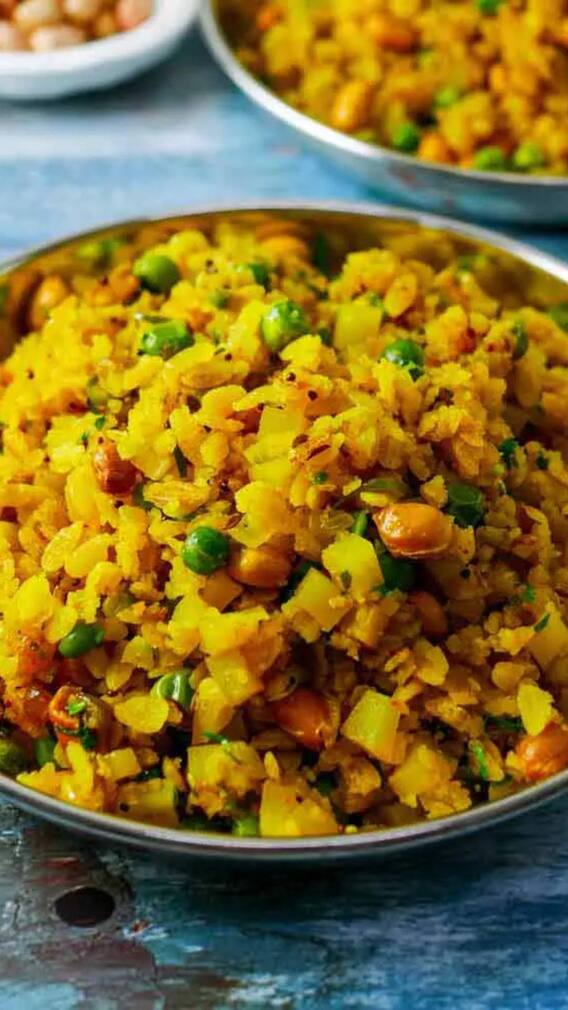 इंदौर में कहां से आया पोहा?