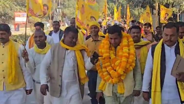 Varanasi Bypoll tomorrow in Chiraigaon block sector 2 fight between Samajwadi Party and Subhaspa ann कल होगा वाराणसी में उपचुनाव, सुभासपा और सपा के बीच कांटे की टक्कर, तैयारियां पूरी
