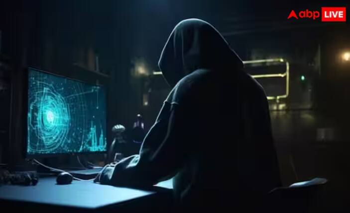 ਜੇਕਰ ਤੁਸੀਂ ਨਸ਼ੀਲੇ ਪਦਾਰਥਾਂ, ਹਥਿਆਰਾਂ ਜਾਂ ਕਿਸੇ ਵੀ ਗੈਰ-ਕਾਨੂੰਨੀ ਚੀਜ਼ ਦੀ ਖਰੀਦਦਾਰੀ ਬਾਰੇ ਜਾਣਕਾਰੀ ਦੀ ਖੋਜ ਕਰਦੇ ਹੋ, ਤਾਂ ਇਹ ਗੈਰ-ਕਾਨੂੰਨੀ ਹੈ। ਜੇਕਰ ਤੁਸੀਂ ਕਿਸੇ ਦਾ ਮੋਬਾਈਲ ਨੰਬਰ, ਘਰ ਦਾ ਪਤਾ ਅਤੇ ਬੈਂਕ ਵੇਰਵੇ ਕੱਢਣ ਦੀ ਕੋਸ਼ਿਸ਼ ਕਰਦੇ ਹੋ, ਤਾਂ ਤੁਹਾਨੂੰ ਜੇਲ੍ਹ ਵੀ ਹੋ ਸਕਦੀ ਹੈ।