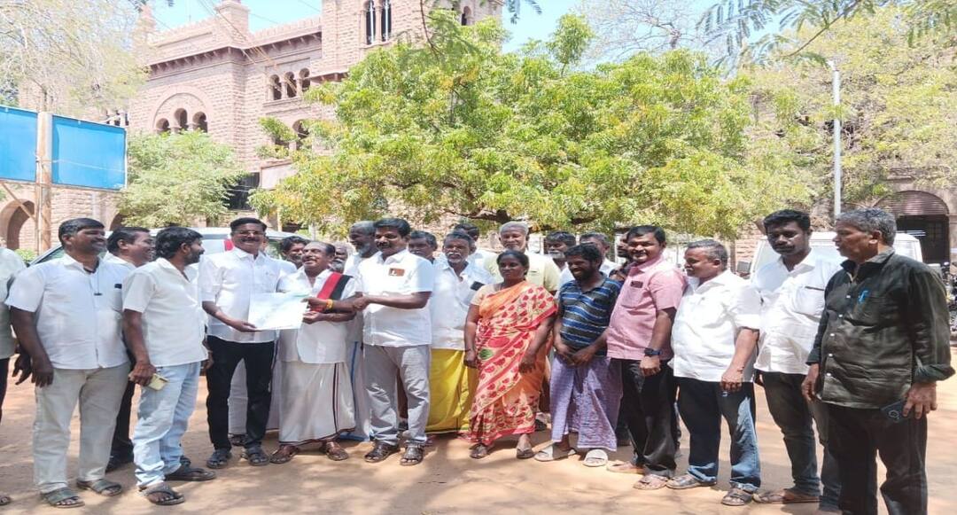 போக்சோவில் சிக்கிய பூசாரி.. கோயிலை திறக்க கிராம மக்கள் எதிர்ப்பு ! நடந்தது என்ன?