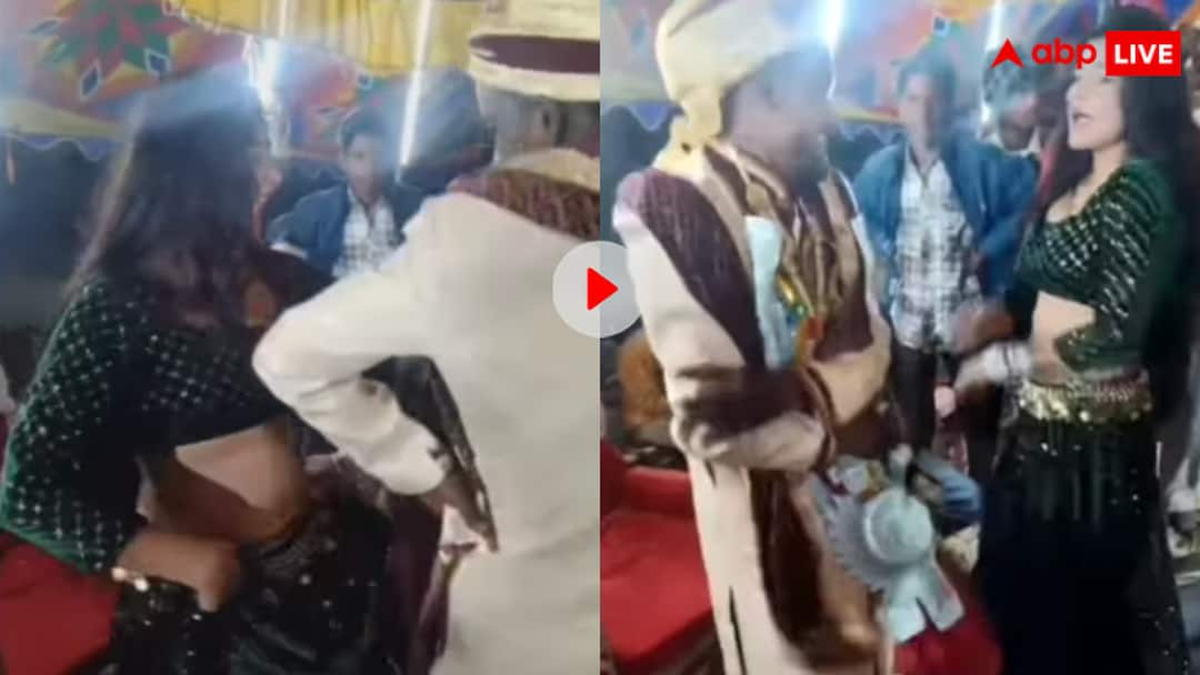 ऑर्केस्ट्रा को देख दुल्हन को भूले दूल्हे राजा! कंट्रोल खोया, शर्म बेची और फिर जमकर लगाए ठुमके, देखें वीडियो Groom danced with the orchestra at the wedding funny video going viral ऑर्केस्ट्रा को देख दुल्हन को भूले दूल्हे राजा! कंट्रोल खोया, शर्म बेची और फिर जमकर लगाए ठुमके, देखें वीडियो