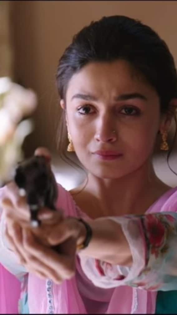 बॉलीवुड के इन सुपस्टार्स की फिल्में पाकिस्तान में हैं बैन