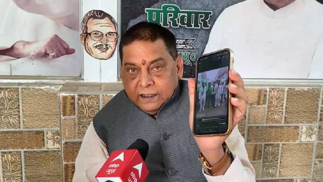 Patna News: कौन है कंकड़बाग फायरिंग में शामिल धर्मेंद्र यादव? JDU नेता नीरज कुमार ने तेजस्वी यादव से पूछे सवाल JDU leader Neeraj Kumar targeted RJD leader Tejashwi Yadav Over Patna Kankarbagh Firing Case ann Patna News: कौन है कंकड़बाग फायरिंग में शामिल धर्मेंद्र यादव? JDU नेता नीरज कुमार ने तेजस्वी यादव से पूछे सवाल