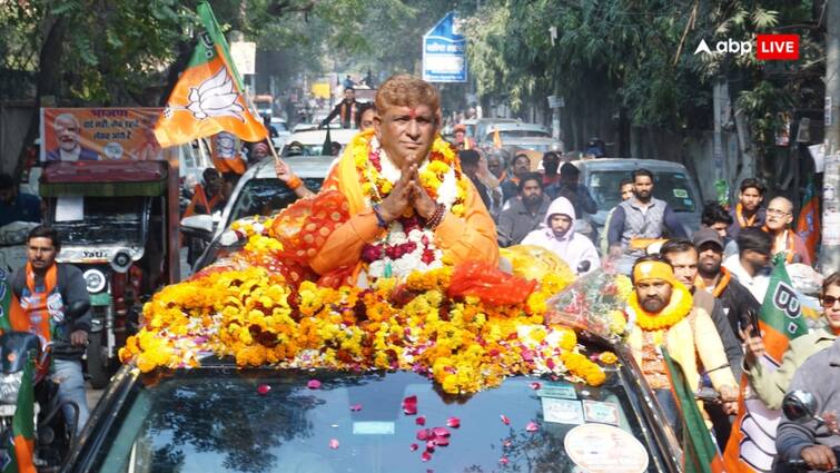 Delhi cm announcement shakur basti mla karnail singh is among probables list दिल्ली में आखिरी पलों में कयास तेज, CM की रेस में सबसे अमीर विधायक करनैल सिंह का भी नाम