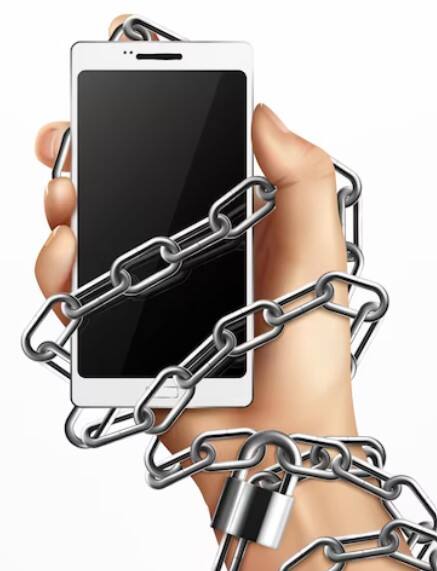 ਧੋਖਾਧੜੀ ਤੋਂ ਬਚਣ ਲਈ ਸਰਕਾਰ ਲੋਕਾਂ ਨੂੰ ਲਗਾਤਾਰ ਸਚੇਤ ਰਹਿਣ ਦੀ ਸਲਾਹ ਦੇ ਰਹੀ ਹੈ। ਹਾਲ ਹੀ ਵਿੱਚ ਇੱਕ ਨਵੀਂ ਠੱਗੀ ਦਾ ਪਤਾ ਚੱਲਿਆ ਹੈ, ਜਿਸ ਵਿੱਚ ਯੂਜ਼ਰਾਂ ਨੂੰ ਕਾਲ ਮਰਜ ਕਰਨ ਲਈ ਫਸਾ ਕੇ ਉਹਨਾਂ ਨੂੰ ਬਿਨਾਂ ਦੱਸੇ ਹੀ ਵਨ-ਟਾਈਮ ਪਾਸਵਰਡ (OTP) ਪ੍ਰਾਪਤ ਕਰ ਲਿਆ ਜਾਂਦਾ ਹੈ।