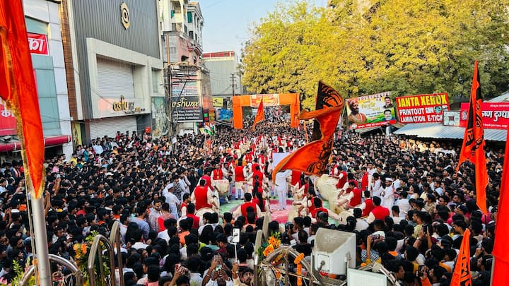 छत्रपती शिवाजी महाराजांचे विचार हीच खरी प्रेरणा आहे, छत्रपती शिवाजी महाराजांचा इतिहास आणि विचार घेऊन पुढे जाणारे लोक आपण आहोत.  असेही चंद्रशेखर बावनकुळे यावेळी म्हणाले.