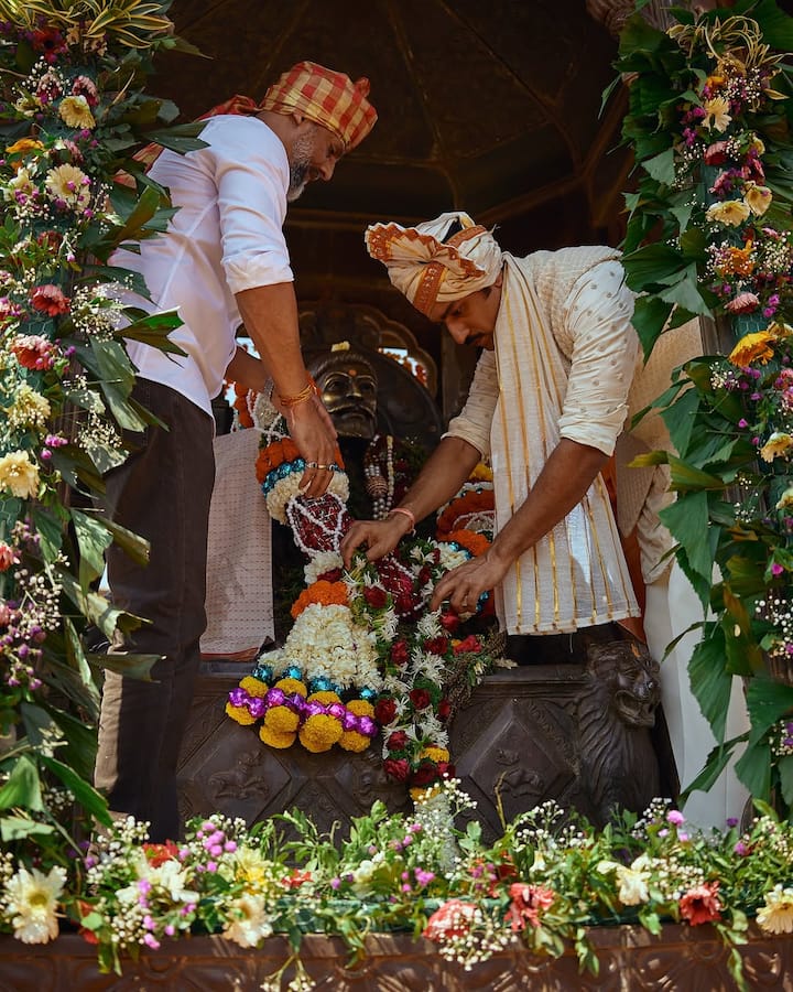 Vicky captioned the post,