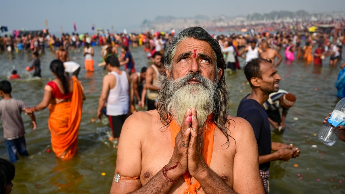 महाकुंभ में गंगा जल की शुद्धता को लेकर यूपी सरकार का दावा, बताया- कैसी है पानी की गुणवत्ता?