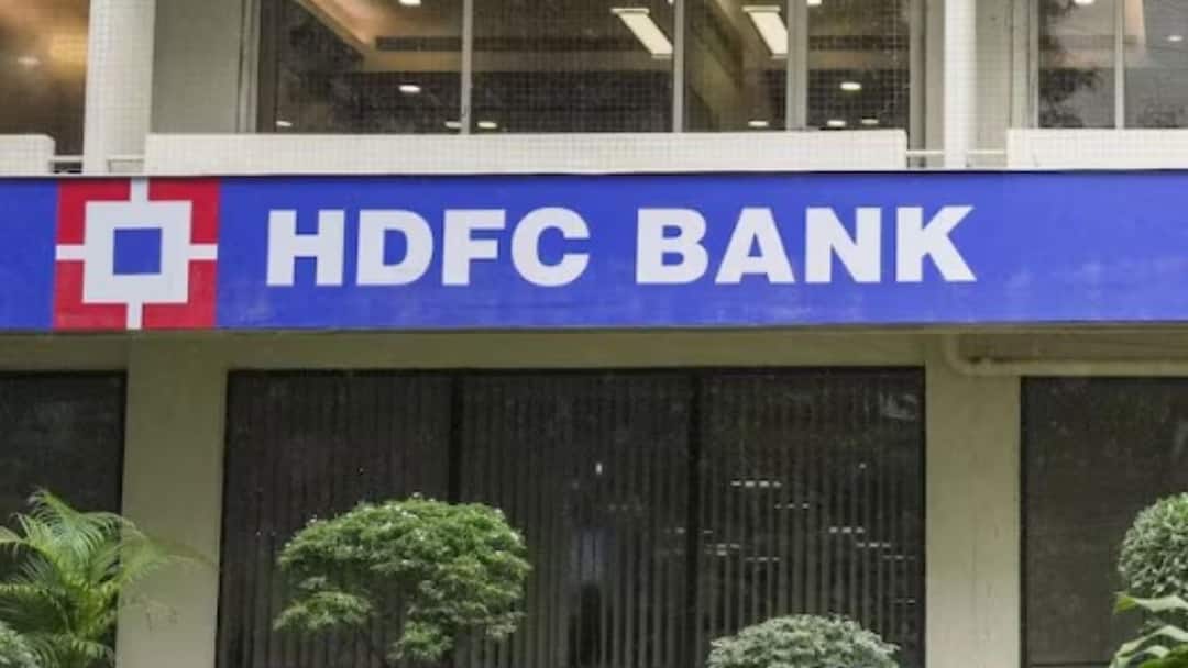 HDFC Bank Personal Loan: உடனடியாக ரூ.40 லட்சம் வரை கடன் தேவையா? புதிய விரைவு திட்டத்தை அறிமுகபடுத்திய எச்டிஎஃப்சி வங்கி