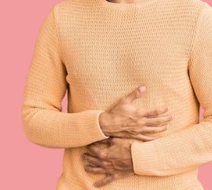 ਸਿਹਤਮੰਦ ਰਹਿਣ ਲਈ, ਗੁਰਦੇ ਦੀ ਸਿਹਤ ਦਾ ਧਿਆਨ ਰੱਖਣਾ ਜ਼ਰੂਰੀ ਹੈ। ਹਾਲਾਂਕਿ, ਤੇਜ਼ੀ ਨਾਲ ਬਦਲਦੀ ਜੀਵਨ ਸ਼ੈਲੀ ਅਤੇ ਗੈਰ-ਸਿਹਤਮੰਦ ਖਾਣ-ਪੀਣ ਦੀਆਂ ਆਦਤਾਂ ਅਕਸਰ ਗੁਰਦੇ ਨੂੰ ਚੁੱਪ-ਚਾਪ ਨੁਕਸਾਨ ਪਹੁੰਚਾਉਂਦੀਆਂ ਹਨ, ਜਿਸਦਾ ਜਲਦੀ ਪਤਾ ਨਹੀਂ ਲੱਗ ਸਕਦਾ।