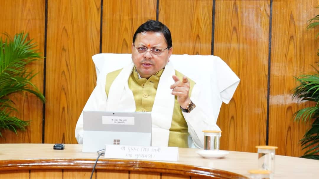 उत्तराखंड के इन जिलों में बाहरी लोग नहीं खरीद सकेंगे जमीन, धामी सरकार का नया कानून लागू Uttarakhand New Land Law Outsiders will not Able to Buy Land CM Pushkar Singh Dhami ann उत्तराखंड के इन जिलों में बाहरी लोग नहीं खरीद सकेंगे जमीन, धामी सरकार का नया कानून लागू