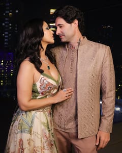 सनी लिओनीसोबत घडली होती धक्कादायक घटना, चक्क चाकू सोबत घेऊन फिरण्याची आली होती वेळ; जाणून घ्या कोण त्रास द्यायचं?