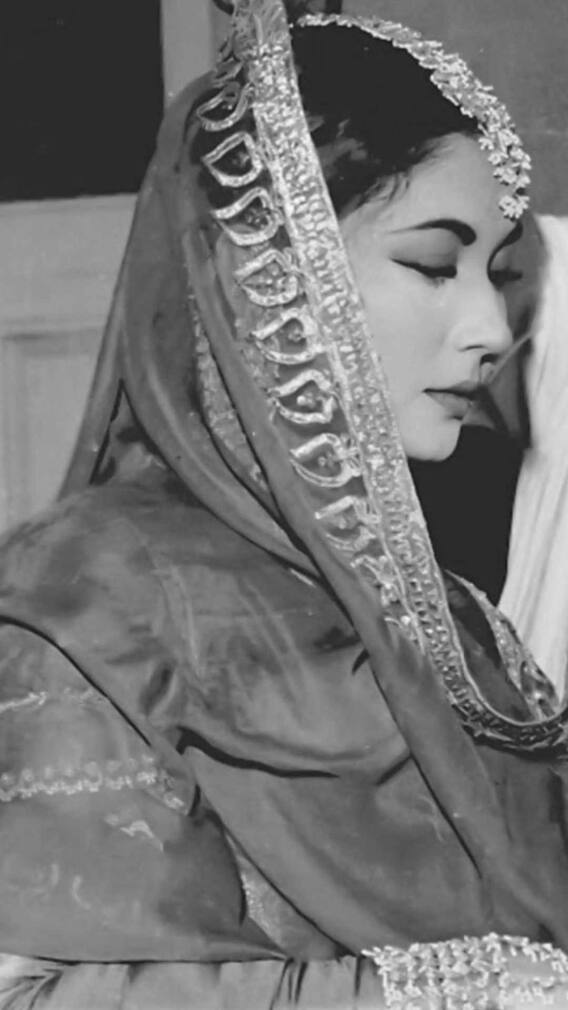 फिल्म को बनने में लगे 15 साल, रिलीज होते ही एक्ट्रेस ने तोड़ा दम